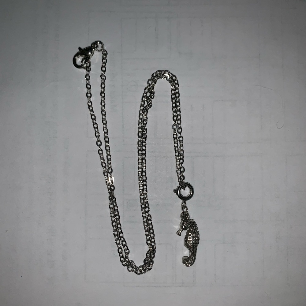 sea horse necklace